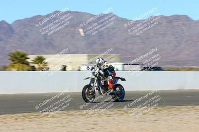 media/Jan-09-2022-SoCal Trackdays (Sun) [[2b1fec8404]]/Front Straight Speed Shots (1pm)/